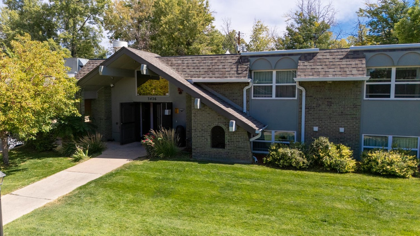 Chateau Des Mons Assisted Living